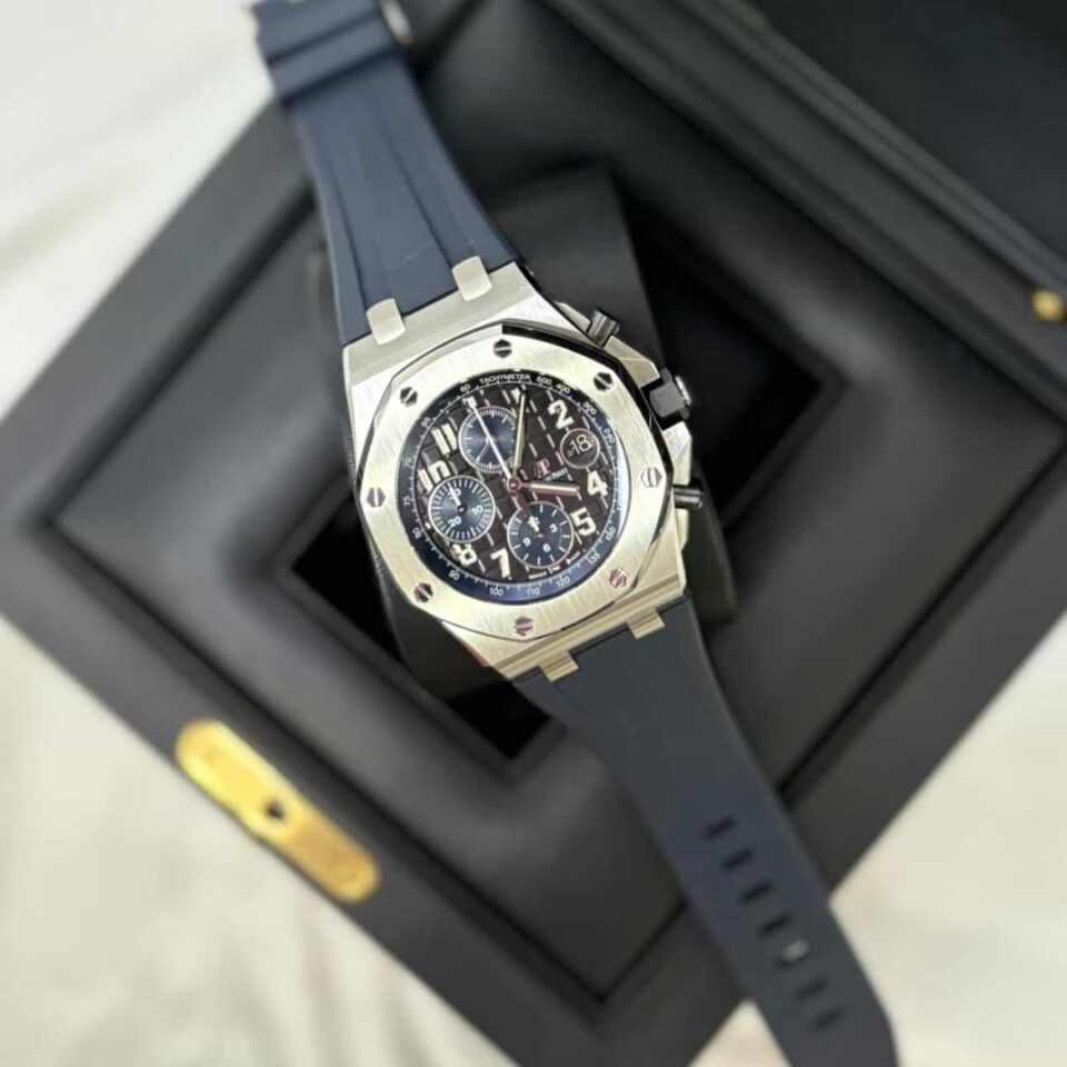AP 26470ST Royal Oak Offshore Selfwinding Chronograph Leather Strap Side