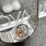 AP Green Dial 15202PT Royal Oak Jumbo Extra-Thin 11 AP Green Dial 15202PT Royal Oak Jumbo Extra-Thin Case Back