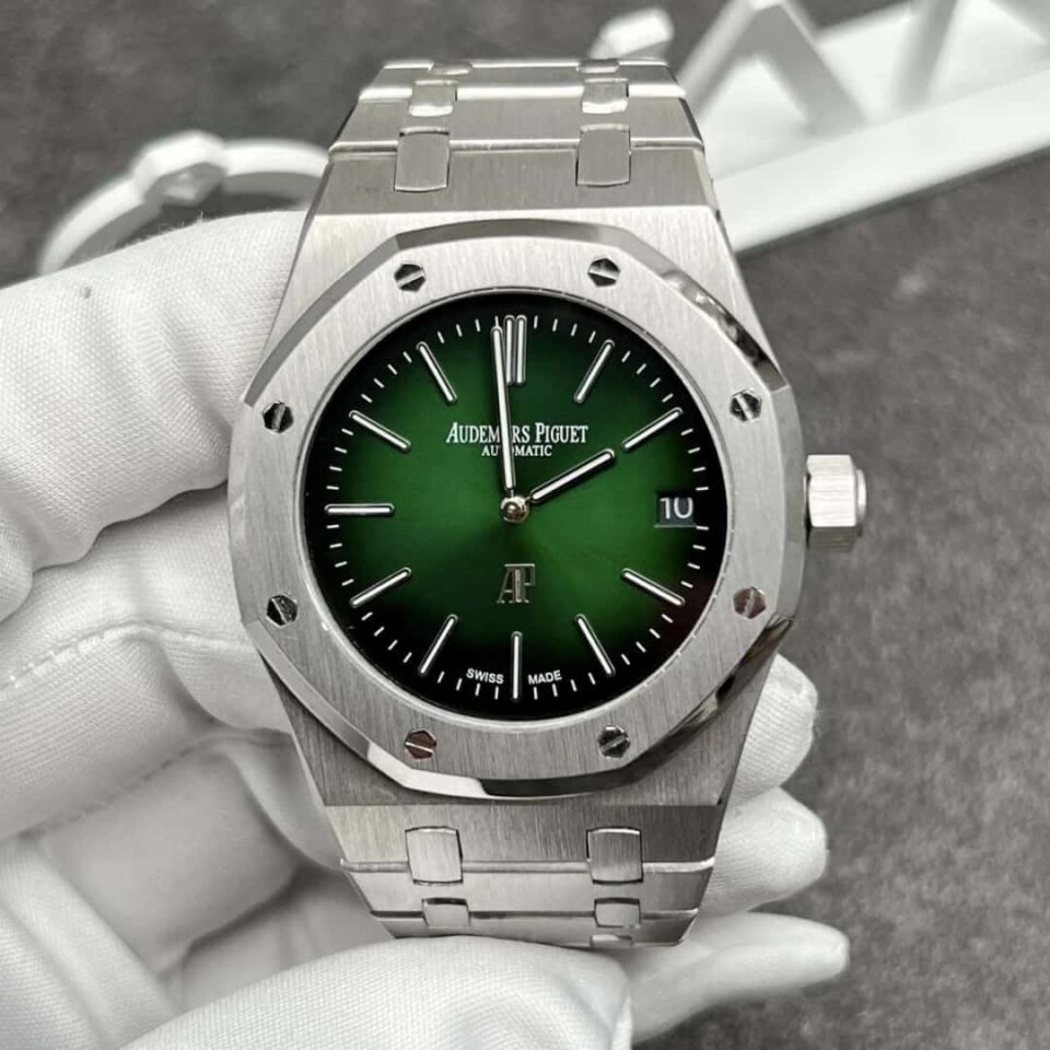 AP Green Dial 15202PT Royal Oak Jumbo Extra-Thin Front