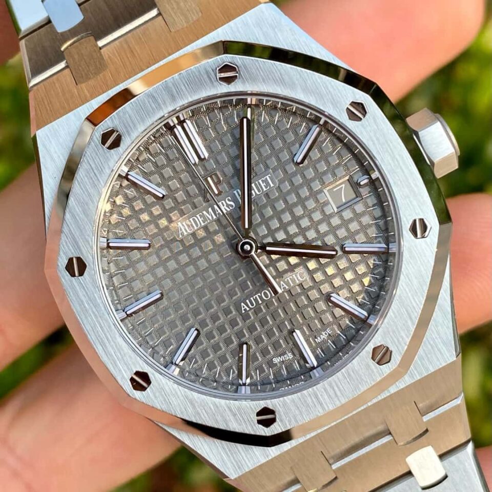 Audemars Piguet 15450ST Royal Oak Grey Dial Front