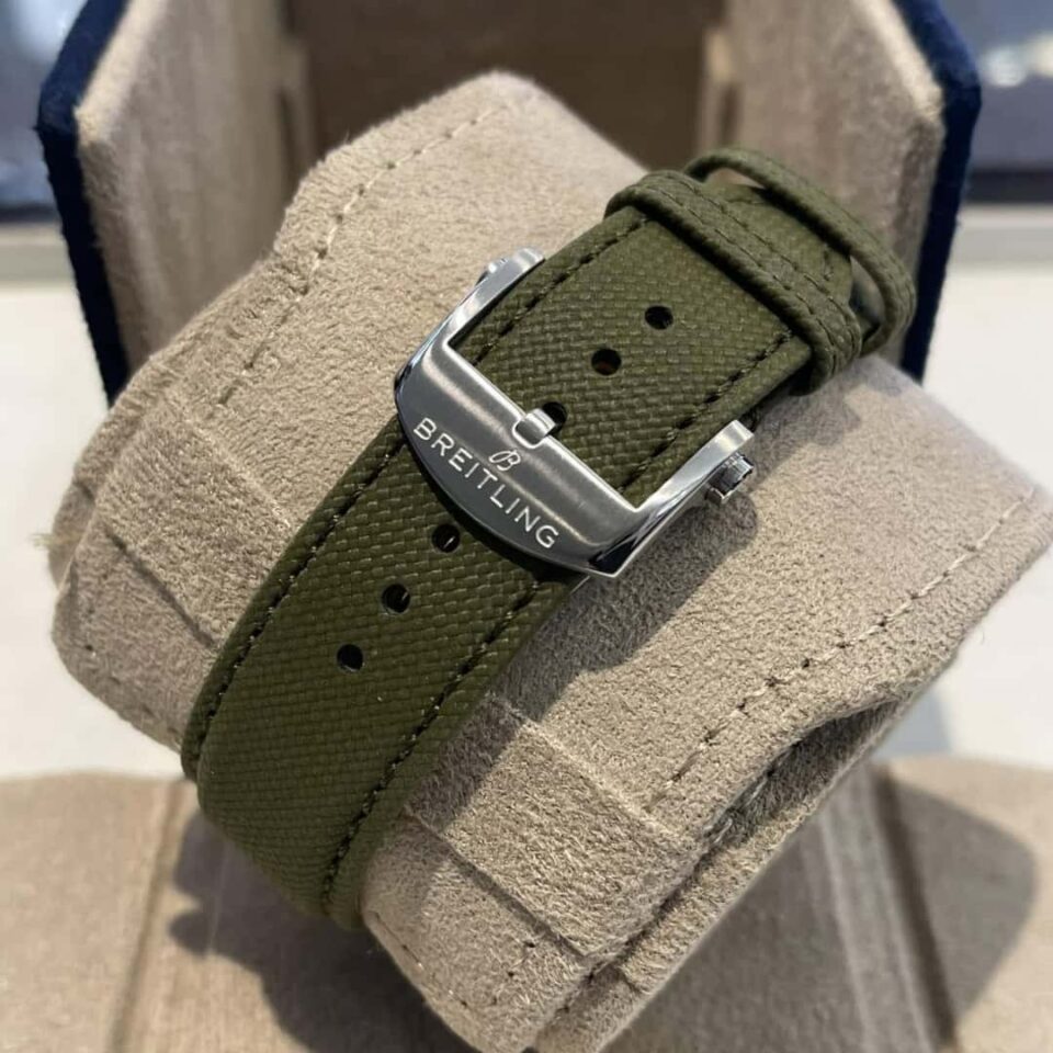 Breitling Avenger B01 Chronograph Green Dial 44mm Strap