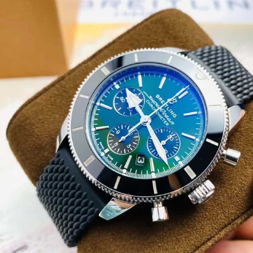 Breitling Superocean Heritage B01 44mm Green Dial Strap