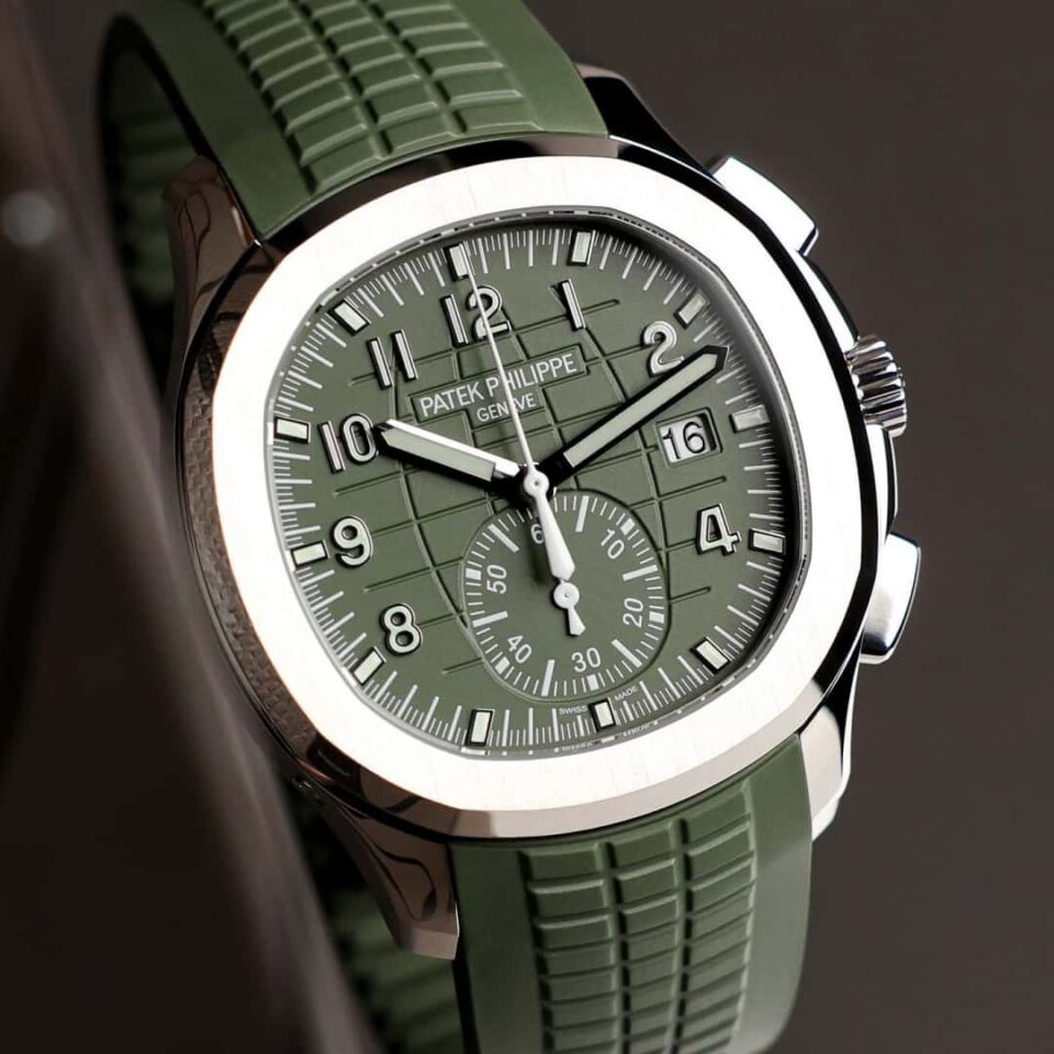Patek Philippe Aquanaut 5968G-010 Green Dial & Green Rubber Side View