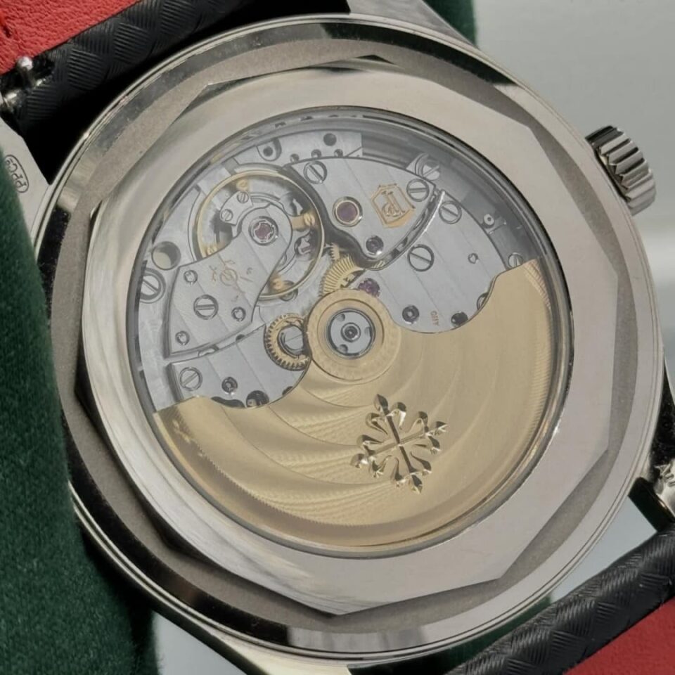 Patek Philippe Calatrava 6007G-010 Black Dial Case Back