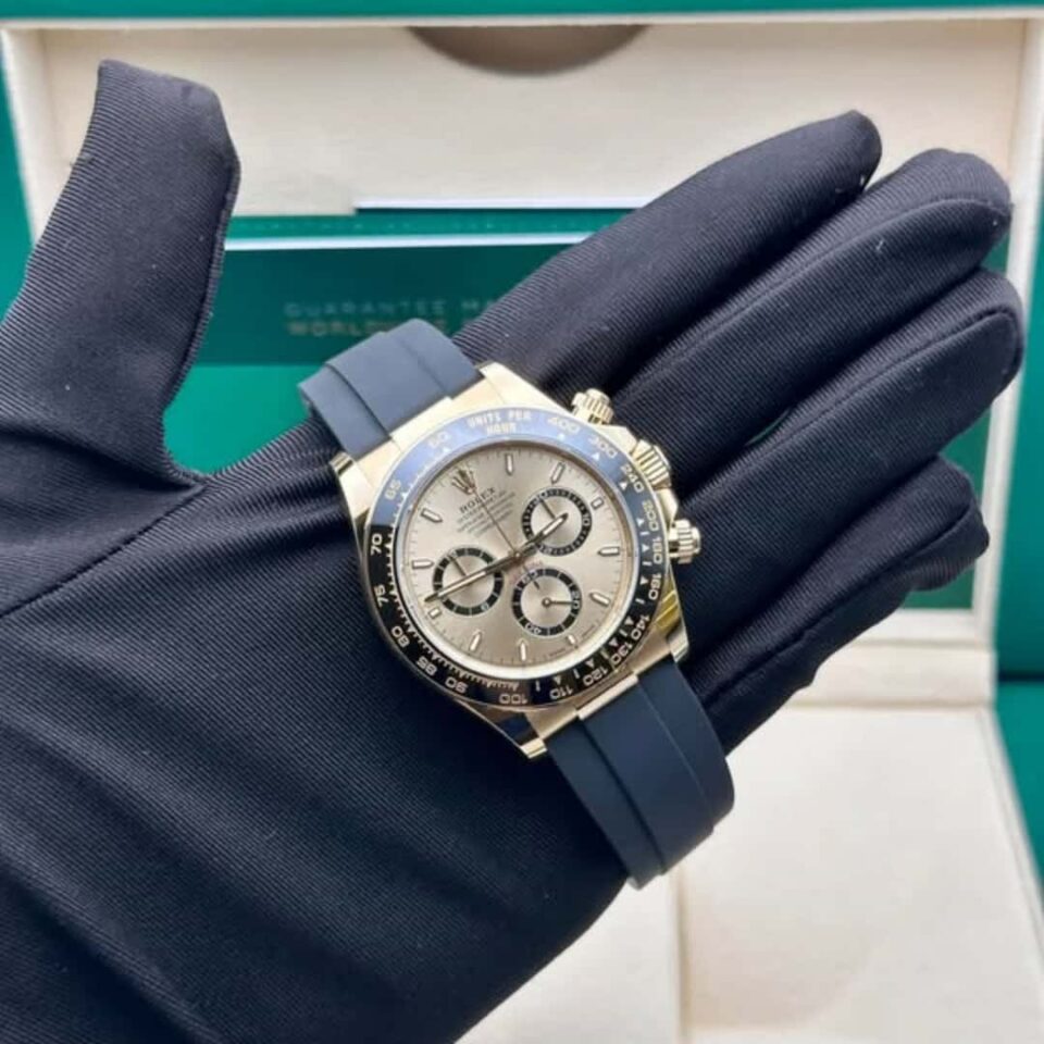 Rolex Daytona 126518LN-010 Champagne Dial Side View
