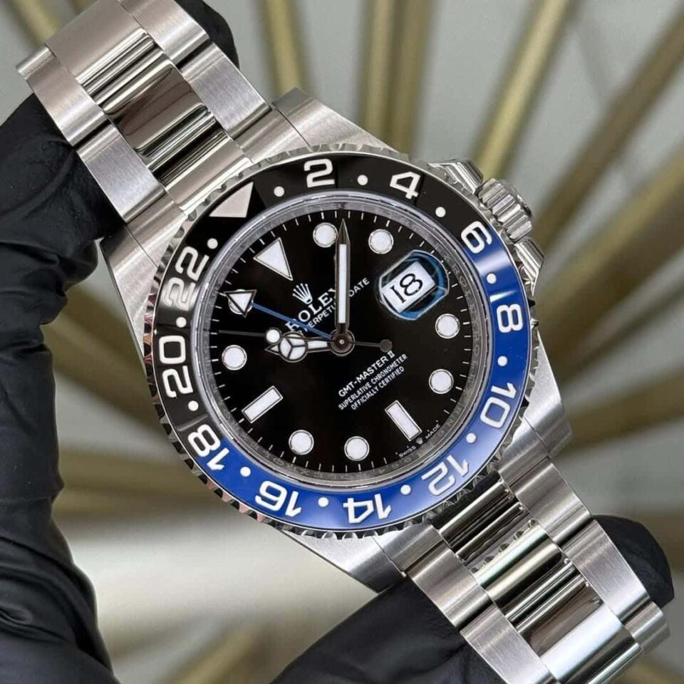 Rolex GMT-Master II "Batgirl" 40mm Black & Blue Bezel Front