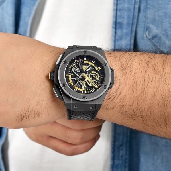 The Story on the Wrist: How Hublot Rose Gold Redefines Luxury, as Told by Experts & Owners 2 Kobe Bryant wearing Hublot Big Bang King Power "Black Mamba"